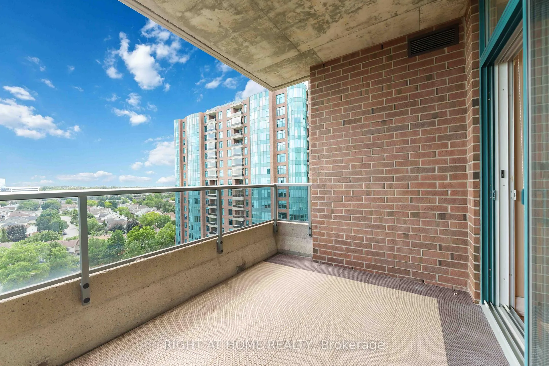 Photo 31 of Unit 1208, 3580 Rivergate Way, Ottawa, Quinterra — HOMEH