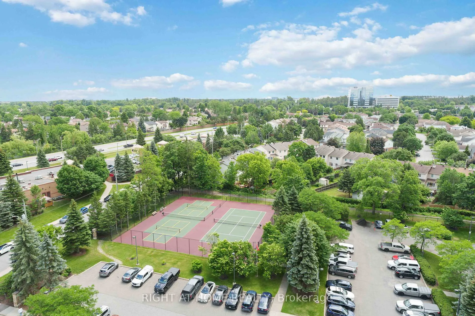 Photo 32 of Unit 1208, 3580 Rivergate Way, Ottawa, Quinterra — HOMEH