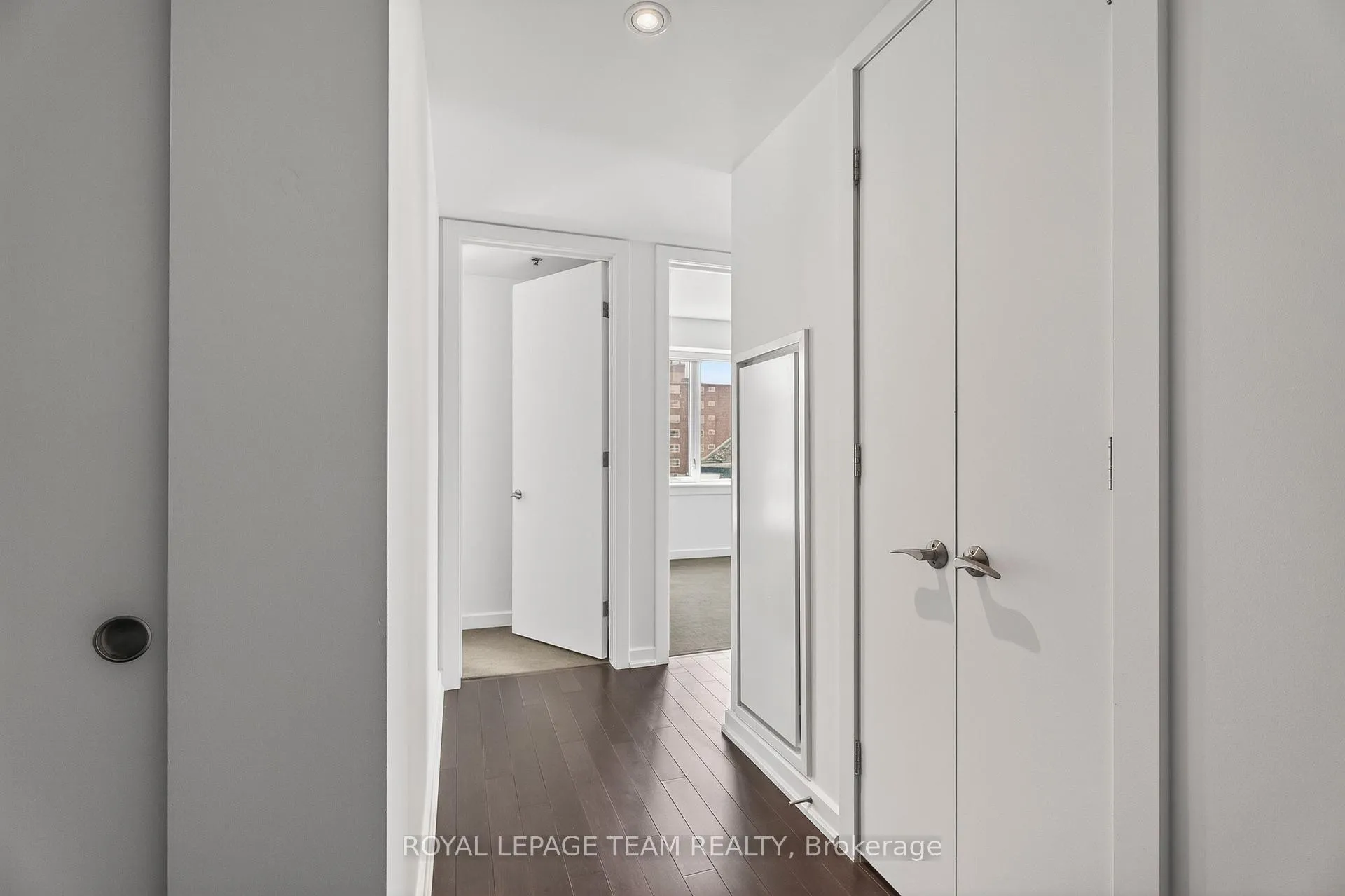 Photo 8 of Unit 604, 300 Lisgar Street, Ottawa, Ottawa Centre — HOMEH