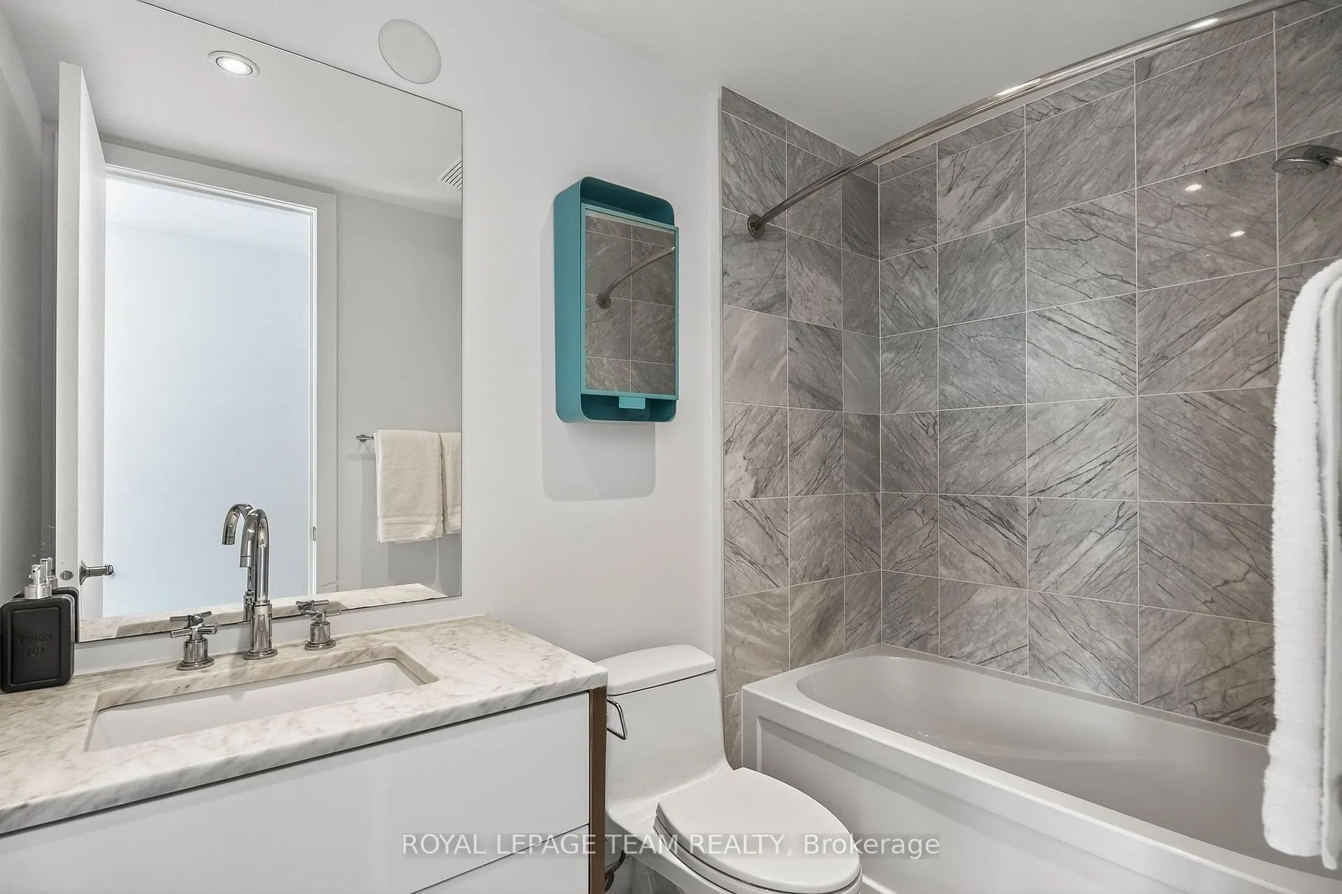 Photo 11 of Unit 604, 300 Lisgar Street, Ottawa, Ottawa Centre — HOMEH