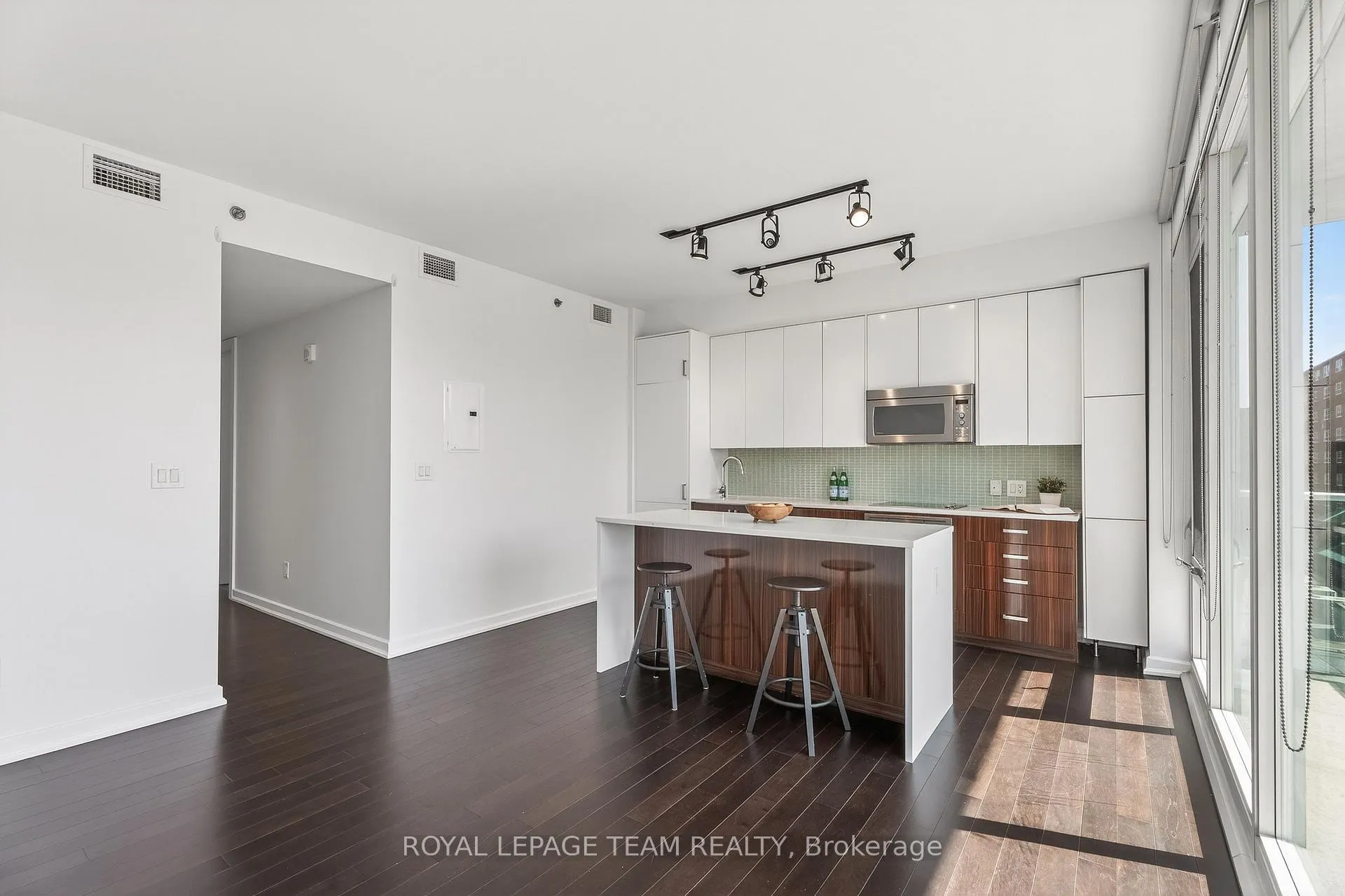 Photo 16 of Unit 604, 300 Lisgar Street, Ottawa, Ottawa Centre — HOMEH