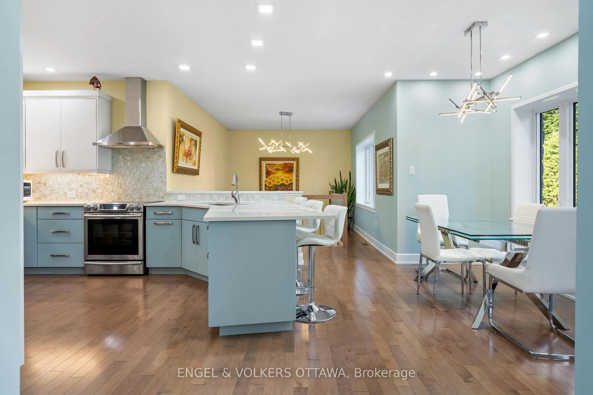 Photo 16 of 1562 Lakeshore Drive, Ottawa, Greely — HOMEH