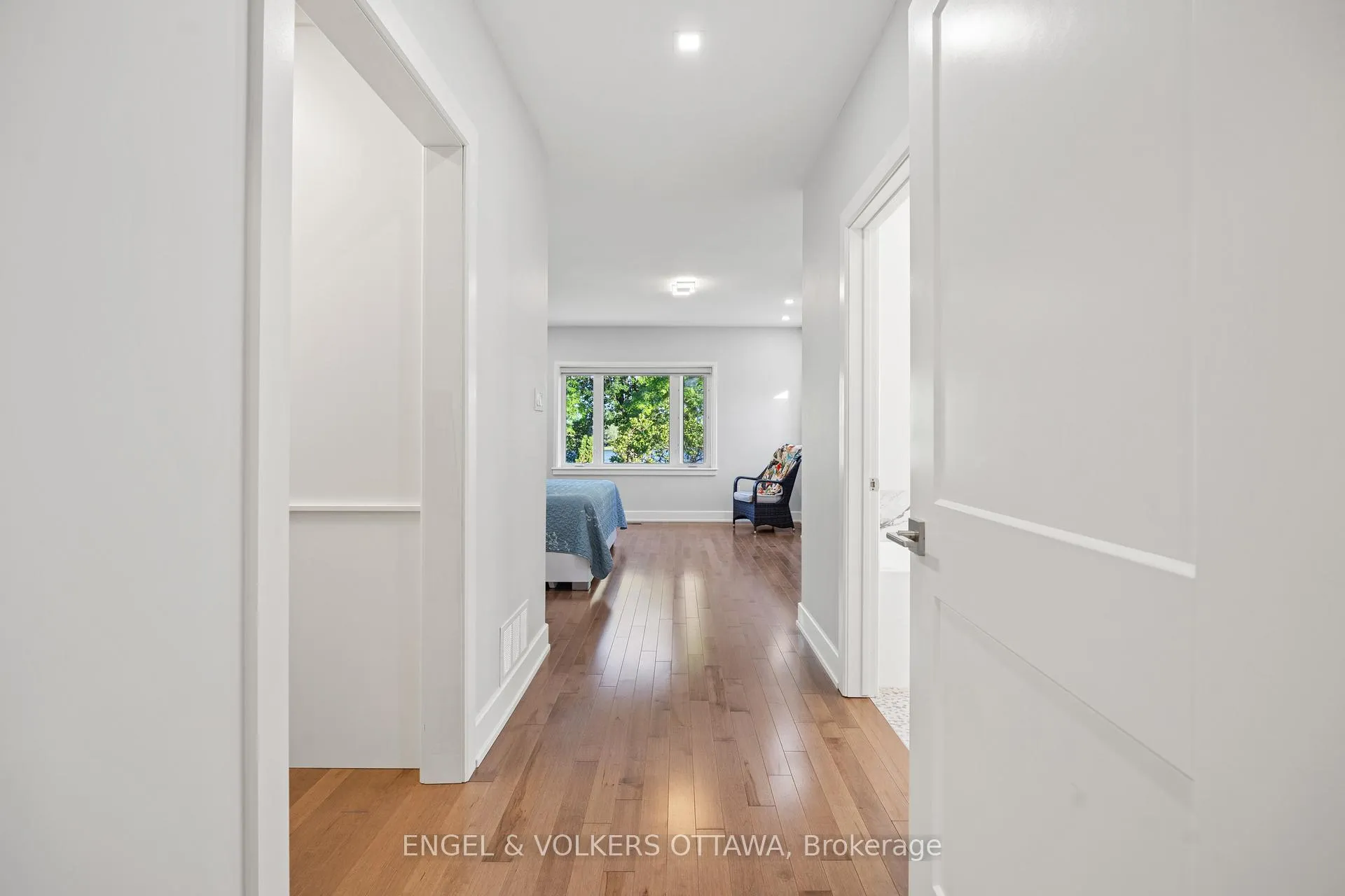 Photo 23 of 1562 Lakeshore Drive, Ottawa, Greely — HOMEH