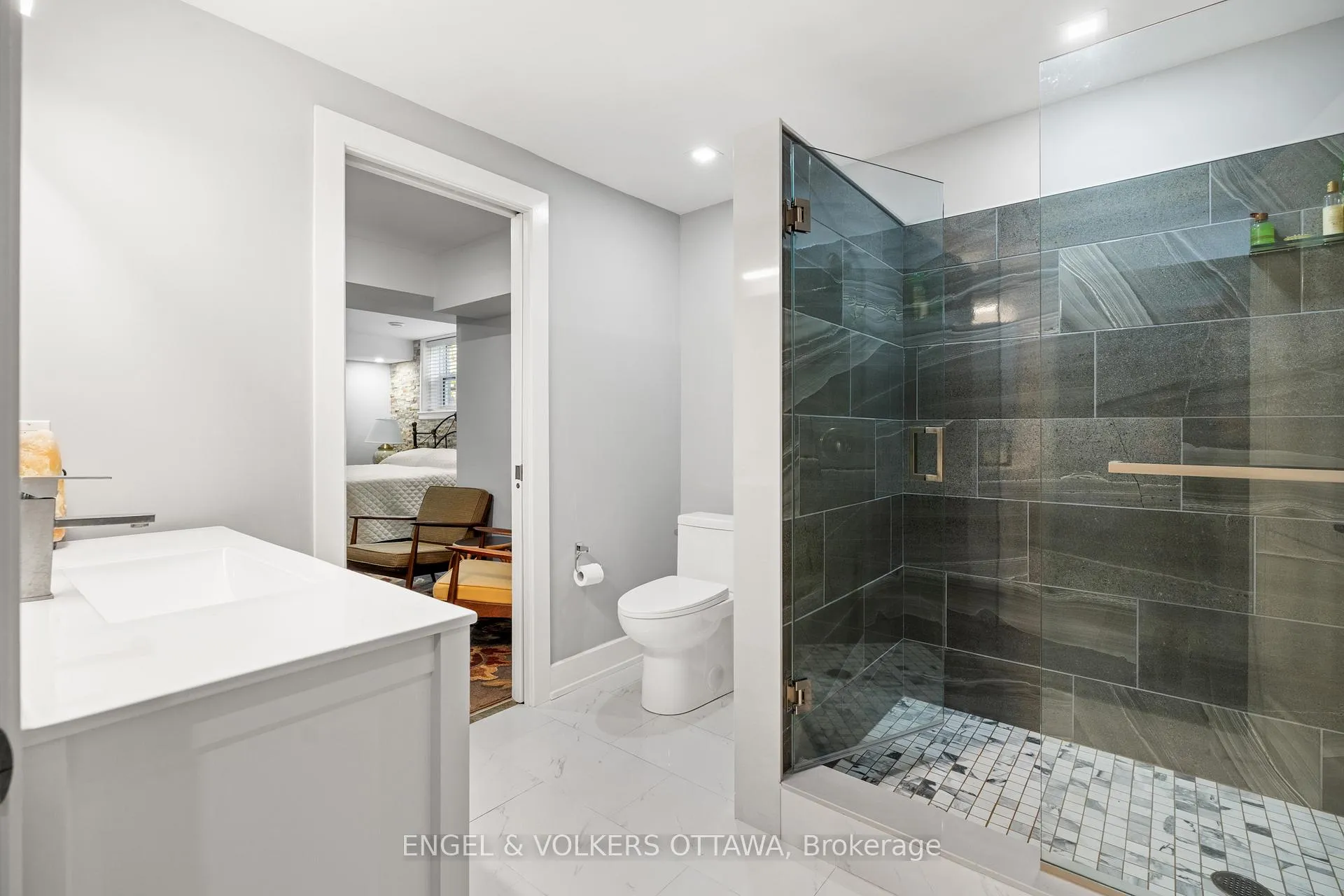 Photo 36 of 1562 Lakeshore Drive, Ottawa, Greely — HOMEH