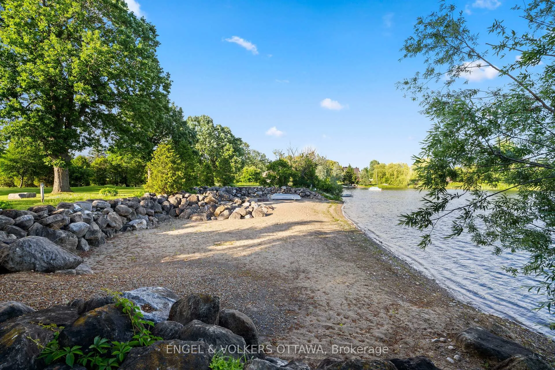 Photo 48 of 1562 Lakeshore Drive, Ottawa, Greely — HOMEH