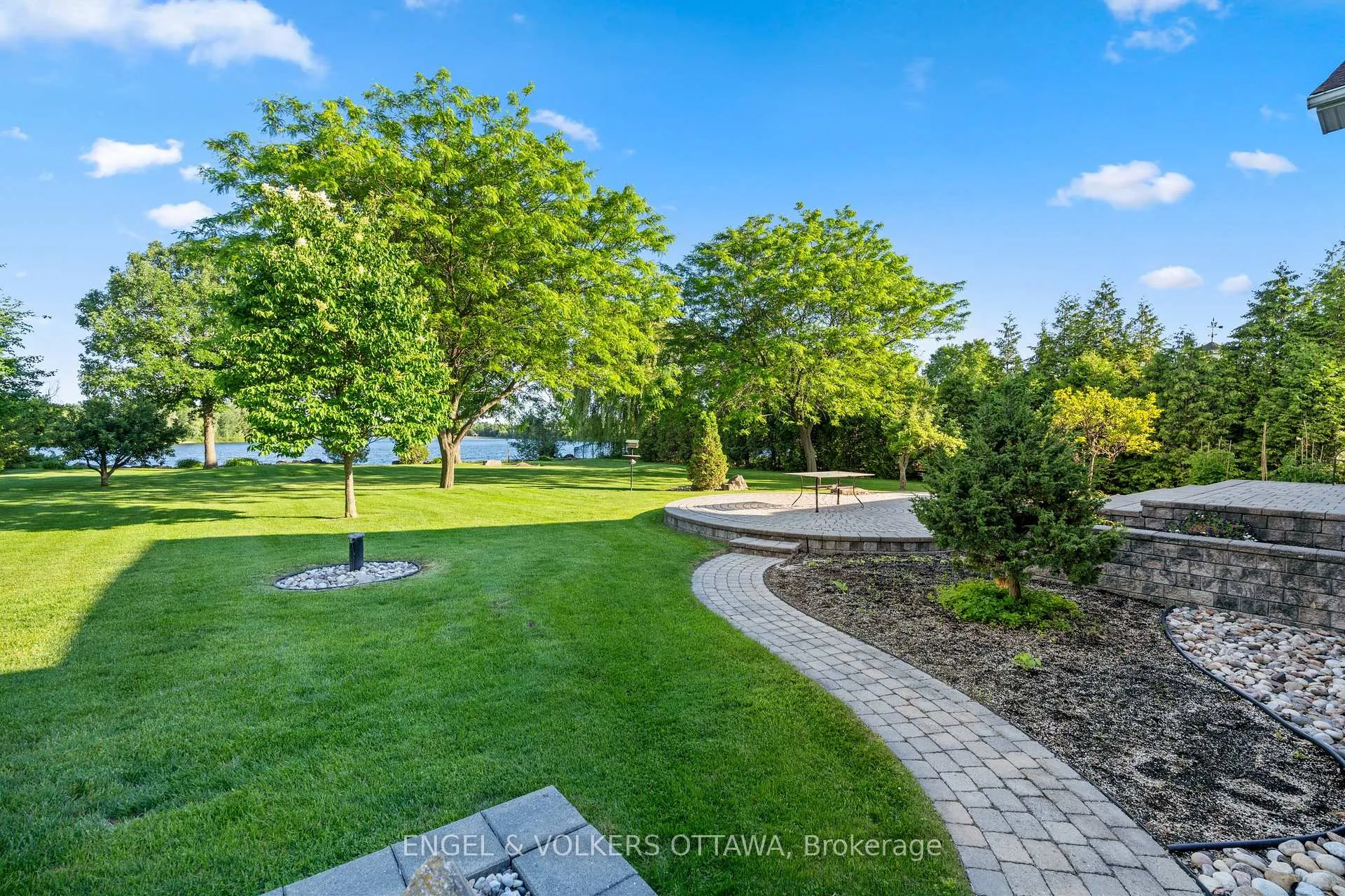Photo 50 of 1562 Lakeshore Drive, Ottawa, Greely — HOMEH