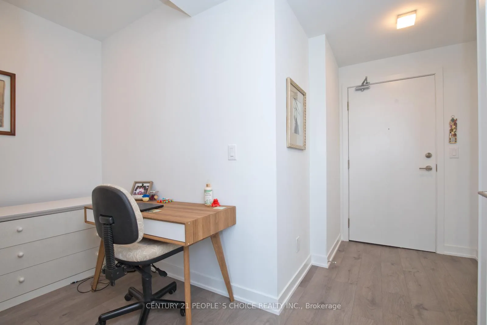 Photo 5 of Unit 302, 180 Veterans Drive, Brampton, Northwest Brampton — HOMEH