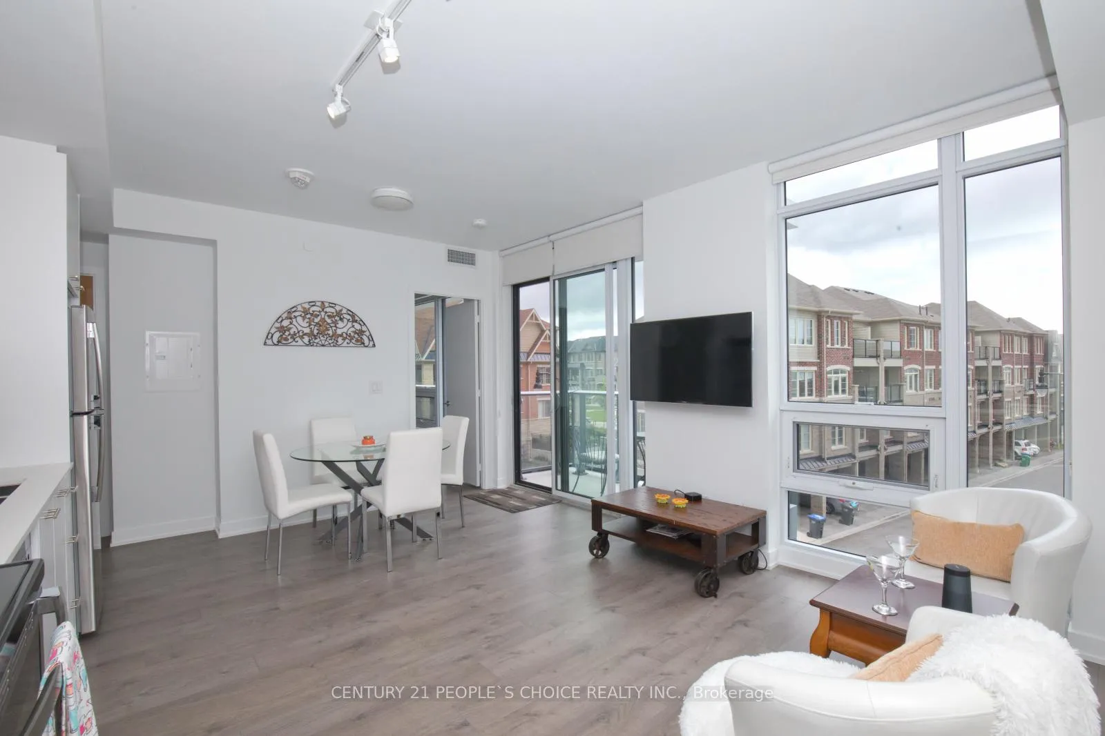 Photo 7 of Unit 302, 180 Veterans Drive, Brampton, Northwest Brampton — HOMEH