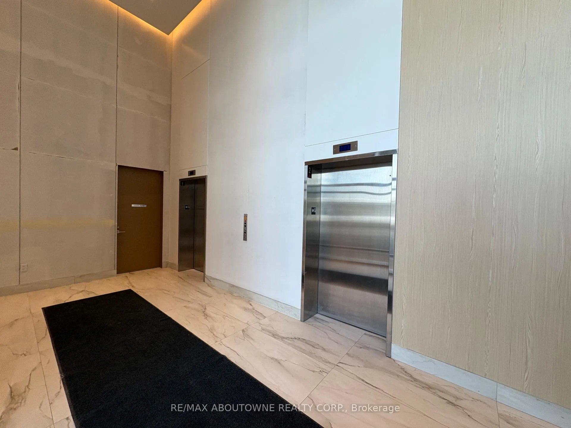 Photo 6 of Unit 708, 251 Masonry Way, Mississauga, Port Credit — HOMEH