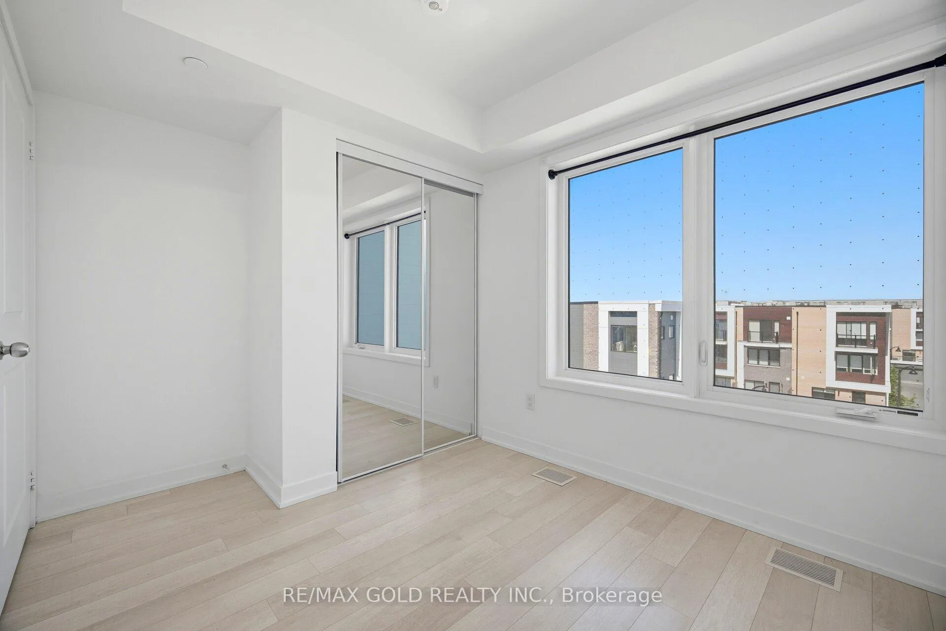 Photo 28 of Unit 204, 155 Downsview Park Boulevard, North York, Downsview-Roding-CFB — HOMEH