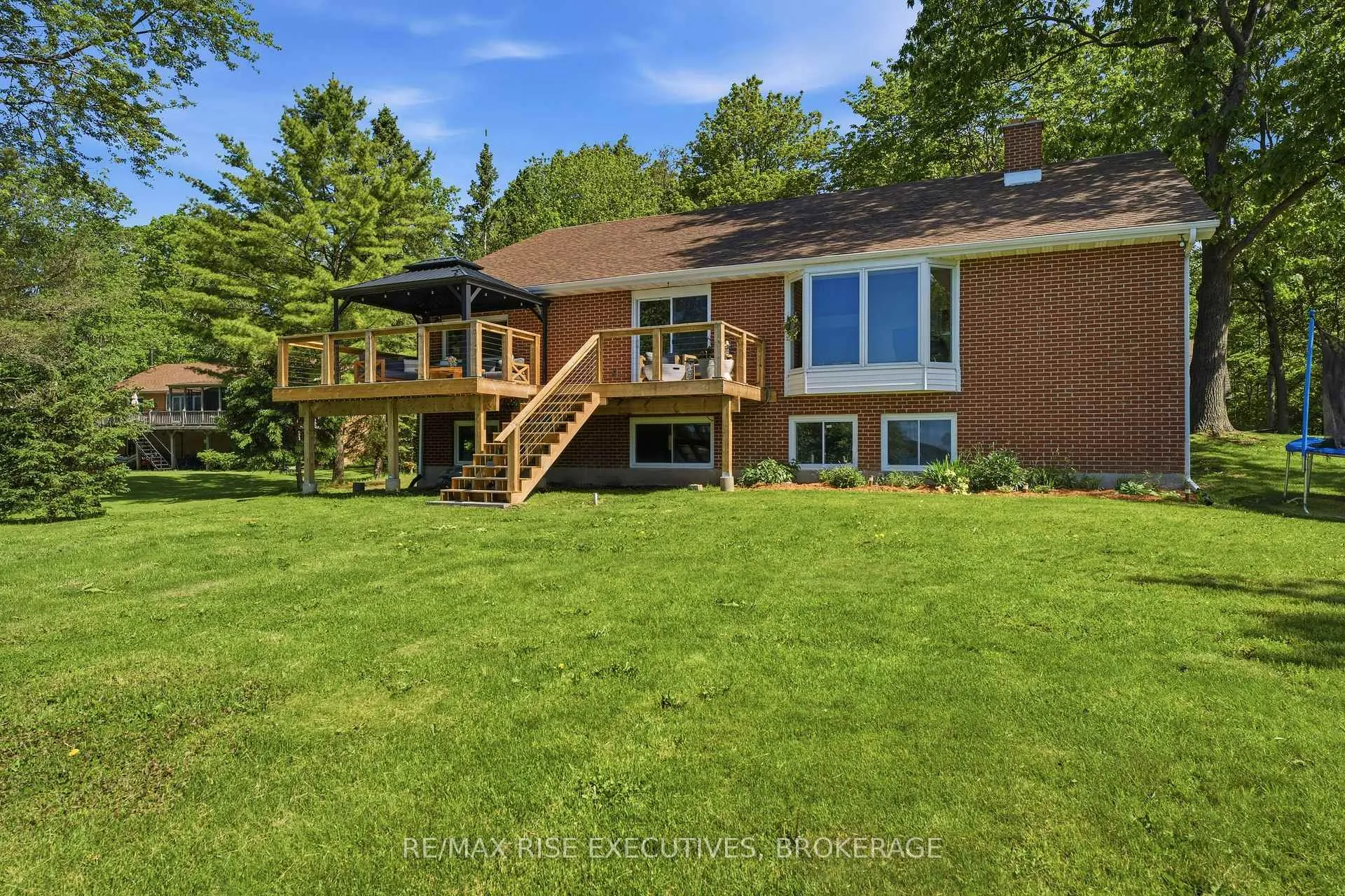 Photo 5 of 1520 Shore Road, Kingston, City North of 401 — HOMEH