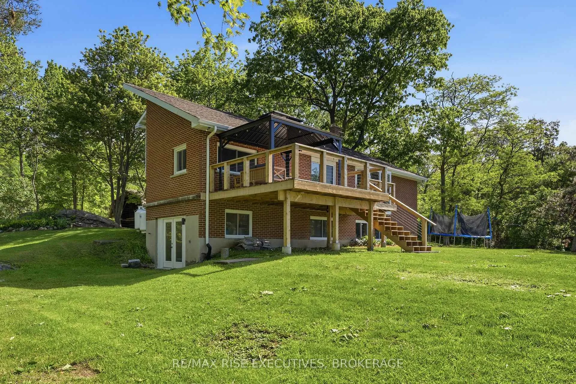 Photo 36 of 1520 Shore Road, Kingston, City North of 401 — HOMEH