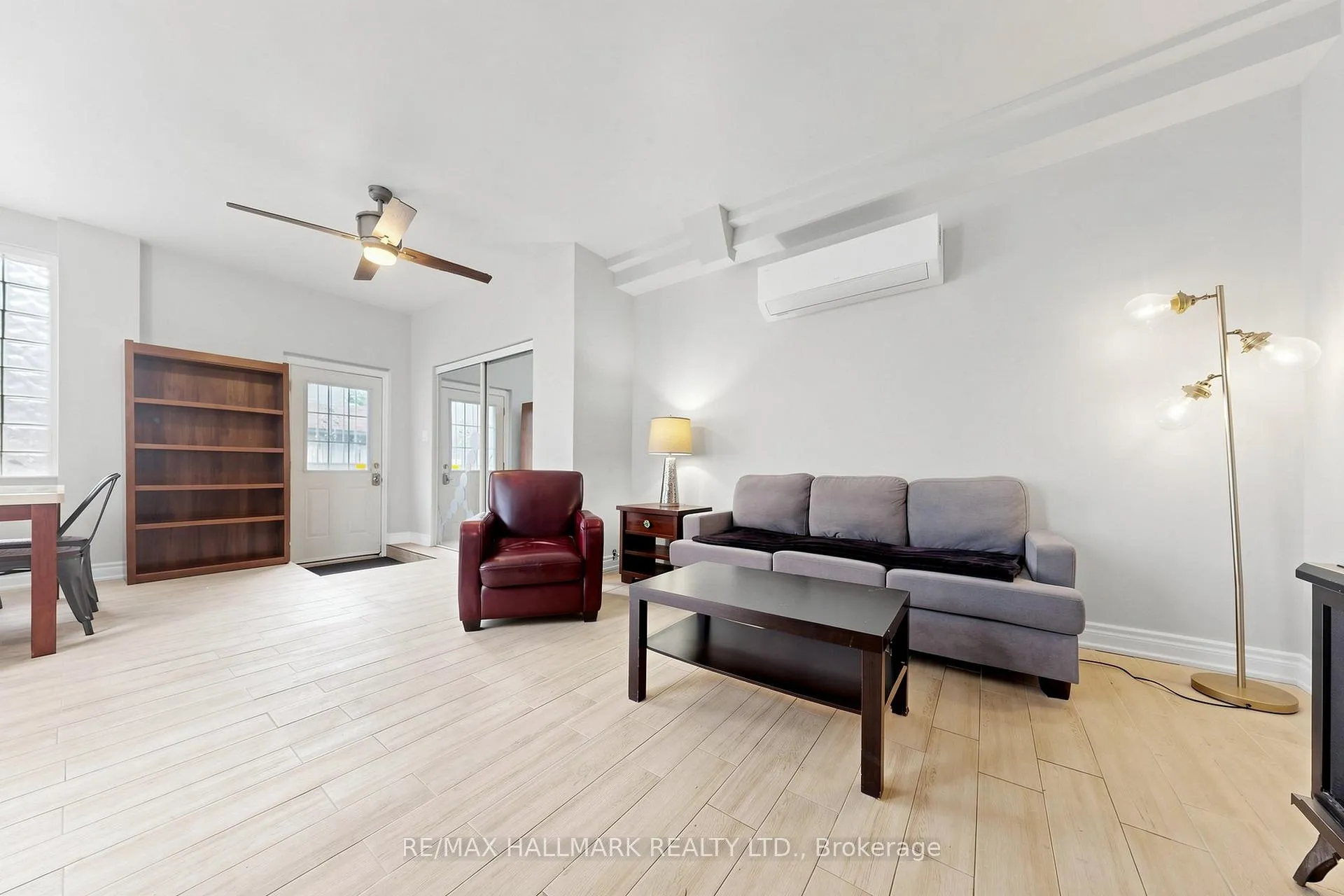 Photo 1 of 856B Millwood Road, Toronto, Leaside — HOMEH