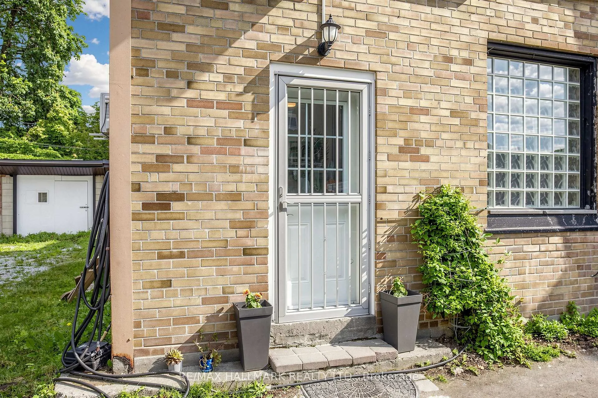 Photo 31 of 856B Millwood Road, Toronto, Leaside — HOMEH