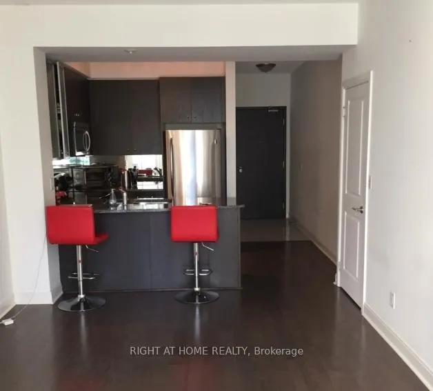Photo 2 of Unit 412, 21 Scollard Street, Toronto, The Annex — HOMEH