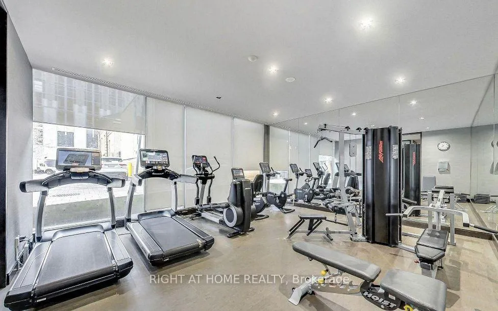 Photo 3 of Unit 412, 21 Scollard Street, Toronto, The Annex — HOMEH