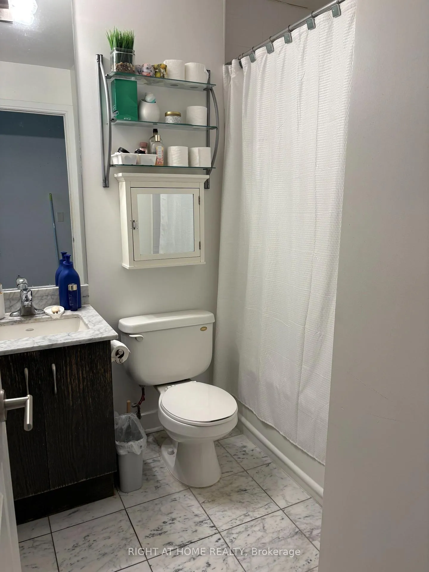 Photo 17 of Unit 412, 21 Scollard Street, Toronto, The Annex — HOMEH