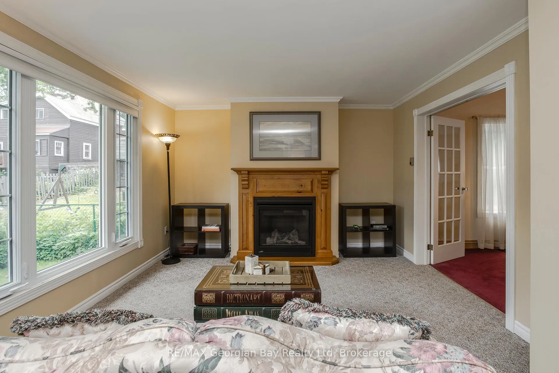 Photo 10 of 423 Ellen Street, Midland — HOMEH