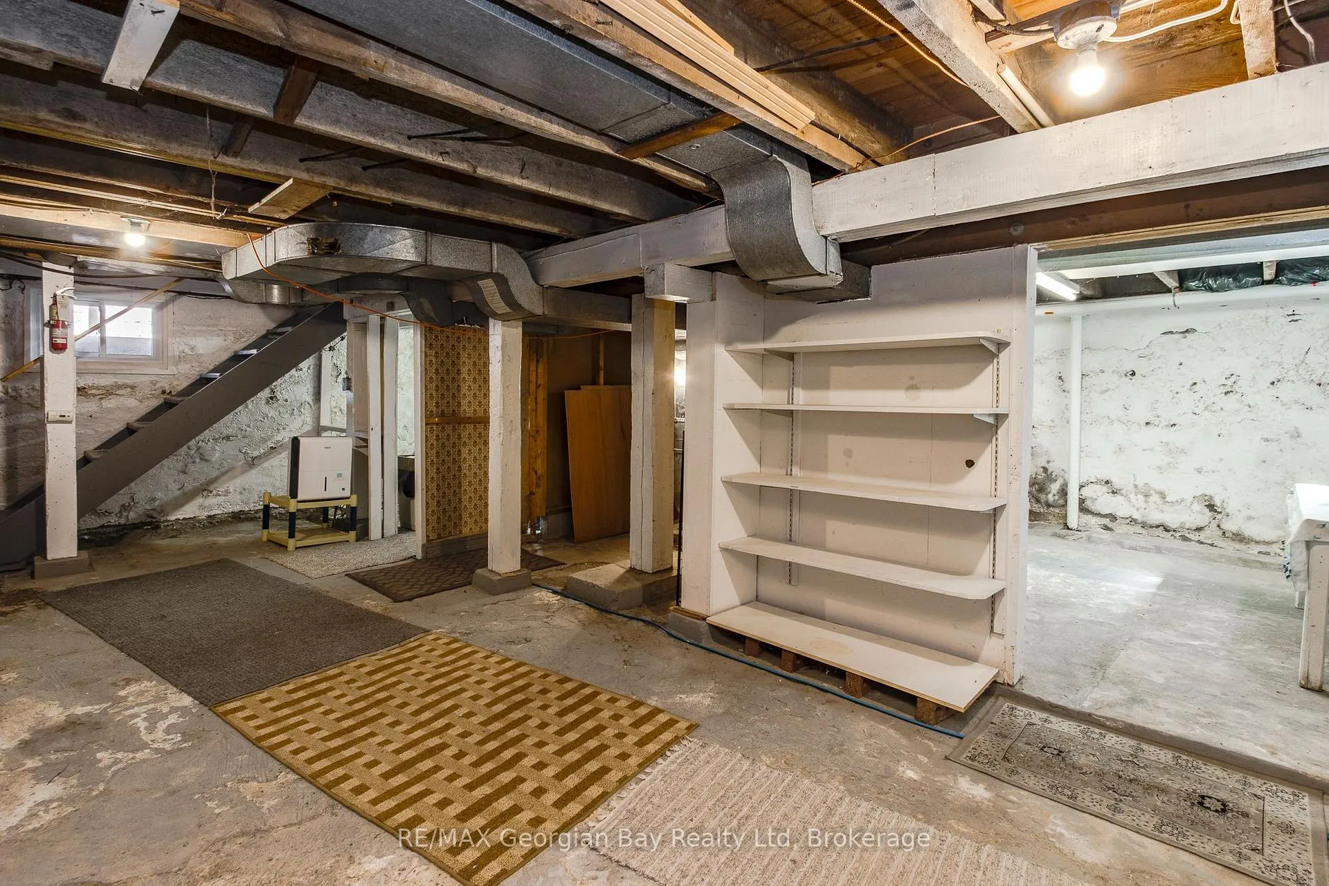 Photo 23 of 423 Ellen Street, Midland — HOMEH