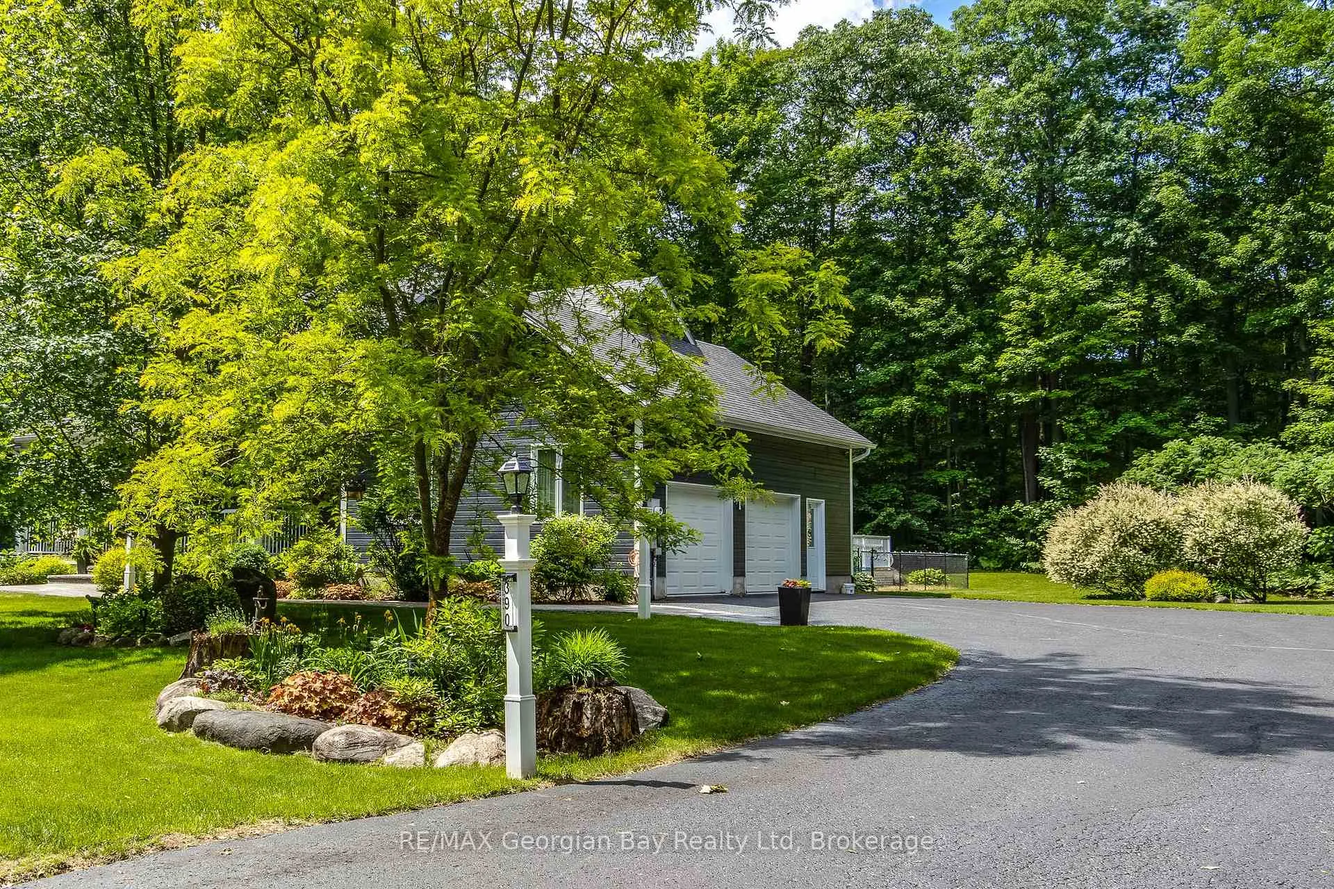 Photo 3 of 390 Puddicombe Road, Midland — HOMEH