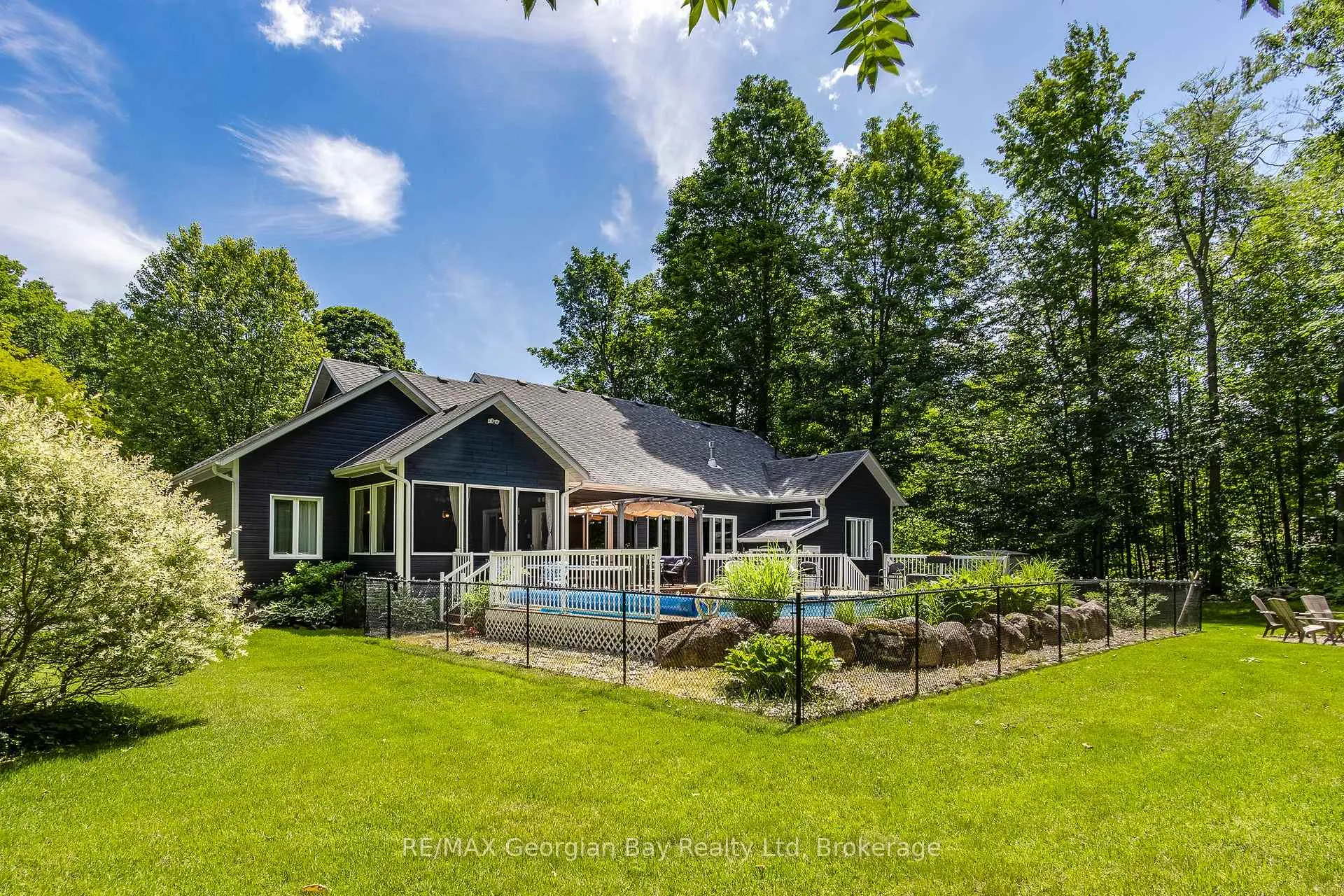 Photo 4 of 390 Puddicombe Road, Midland — HOMEH