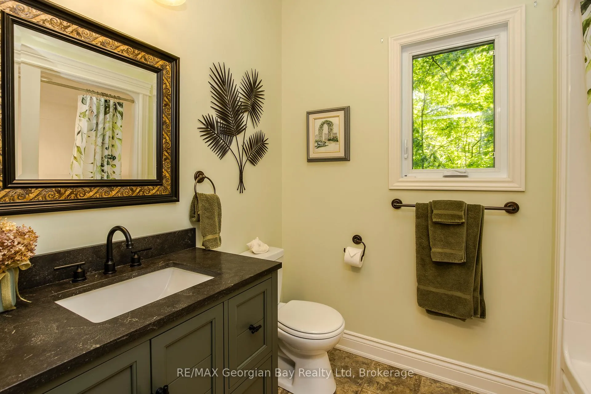 Photo 23 of 390 Puddicombe Road, Midland — HOMEH