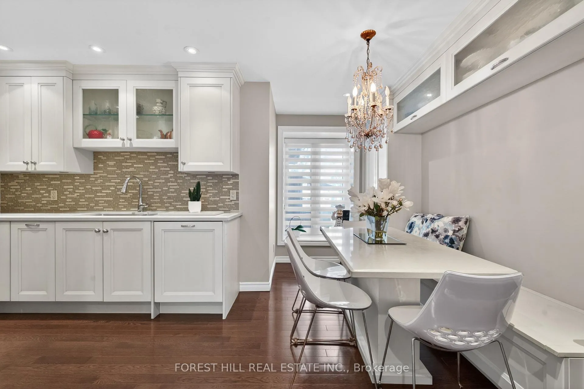 Photo 7 of 91 Montressor Drive, North York, St. Andrew-Windfields — HOMEH