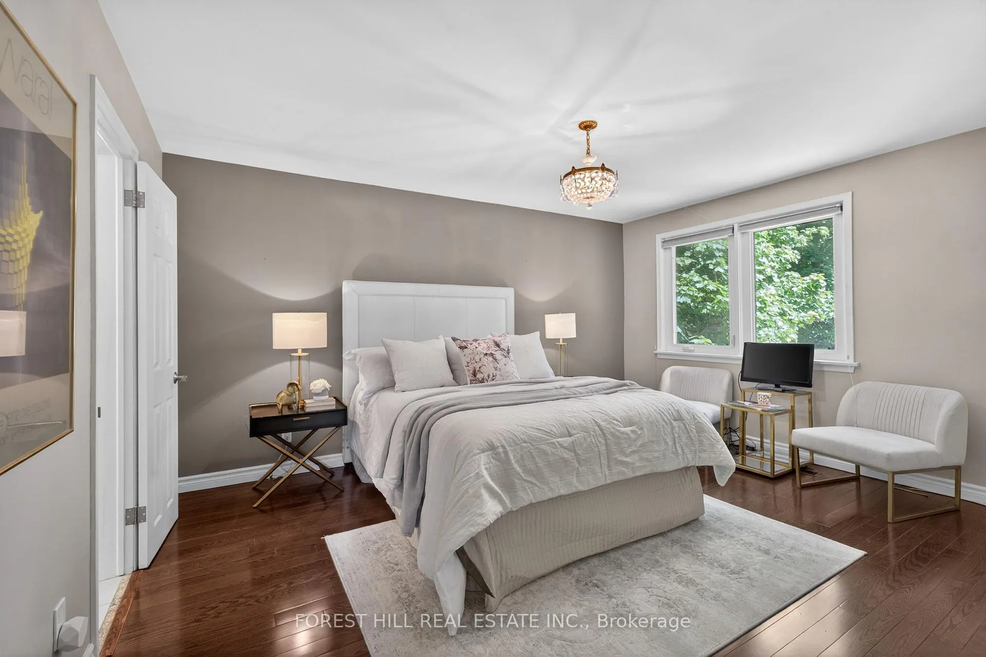 Photo 11 of 91 Montressor Drive, North York, St. Andrew-Windfields — HOMEH