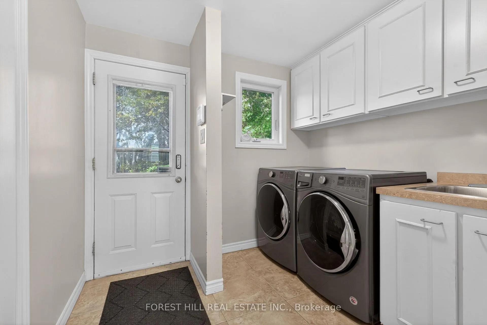 Photo 20 of 91 Montressor Drive, North York, St. Andrew-Windfields — HOMEH