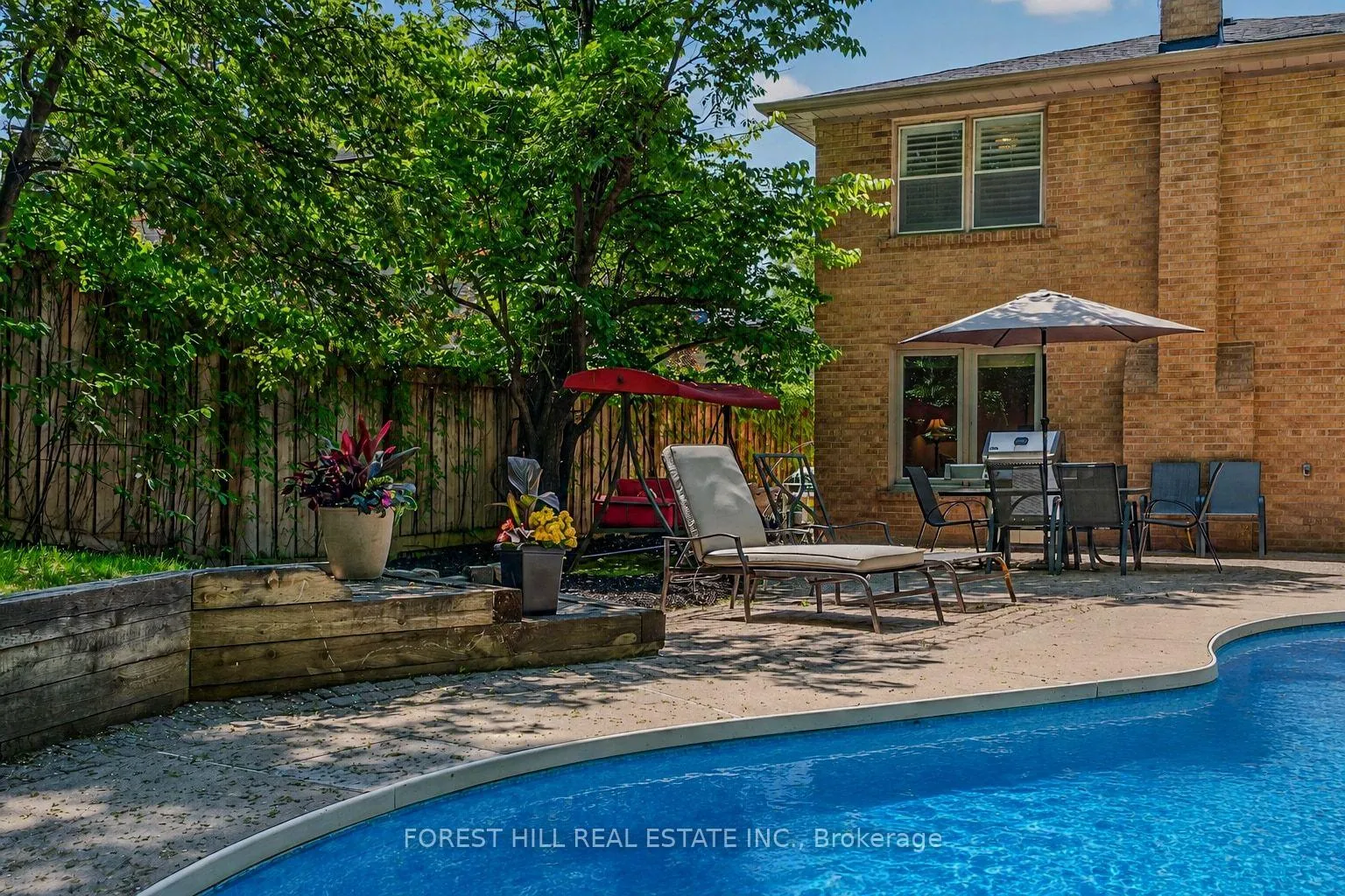 Photo 28 of 91 Montressor Drive, North York, St. Andrew-Windfields — HOMEH