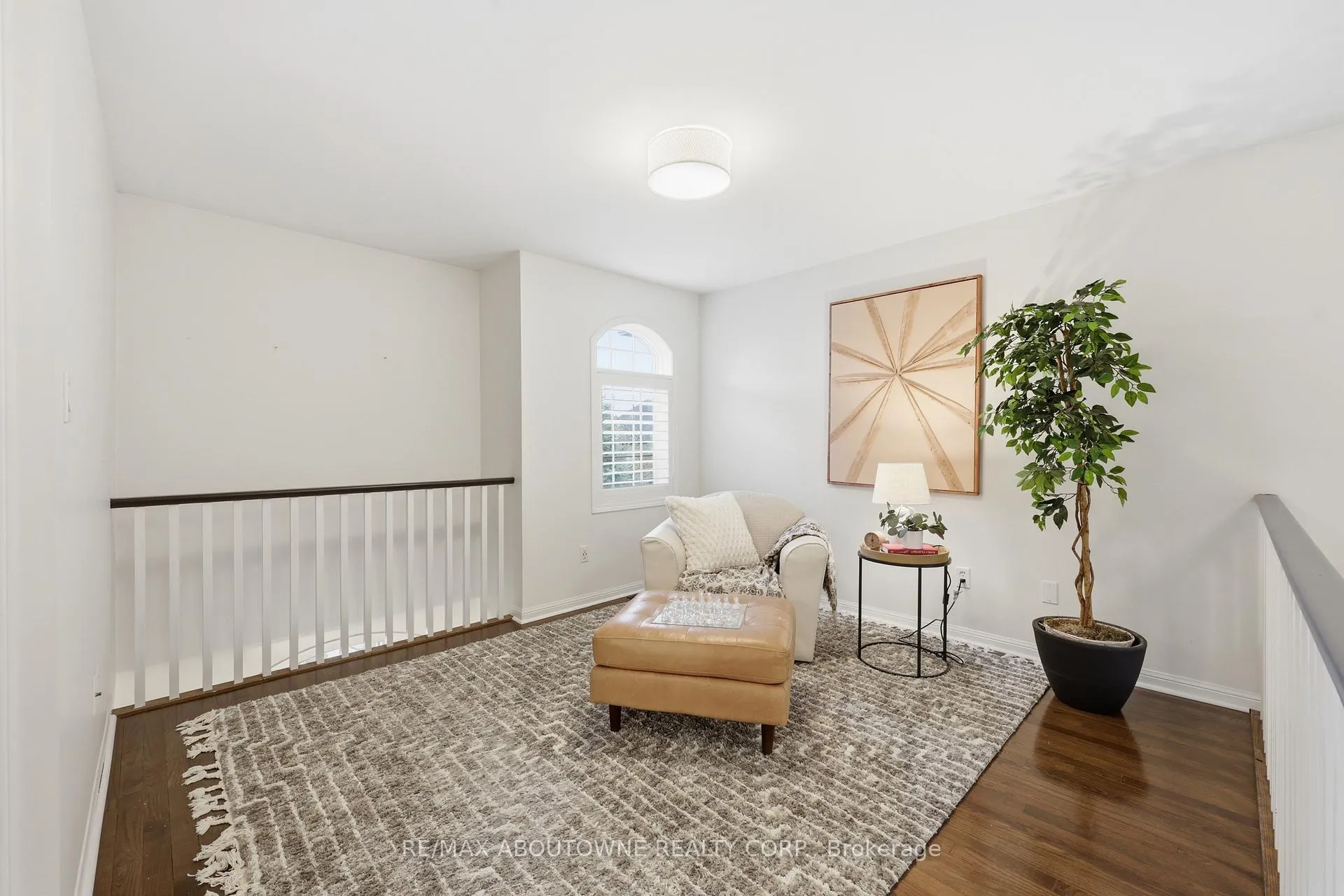 Photo 25 of 2202 Brookhaven Crescent, Oakville, Westmount — HOMEH