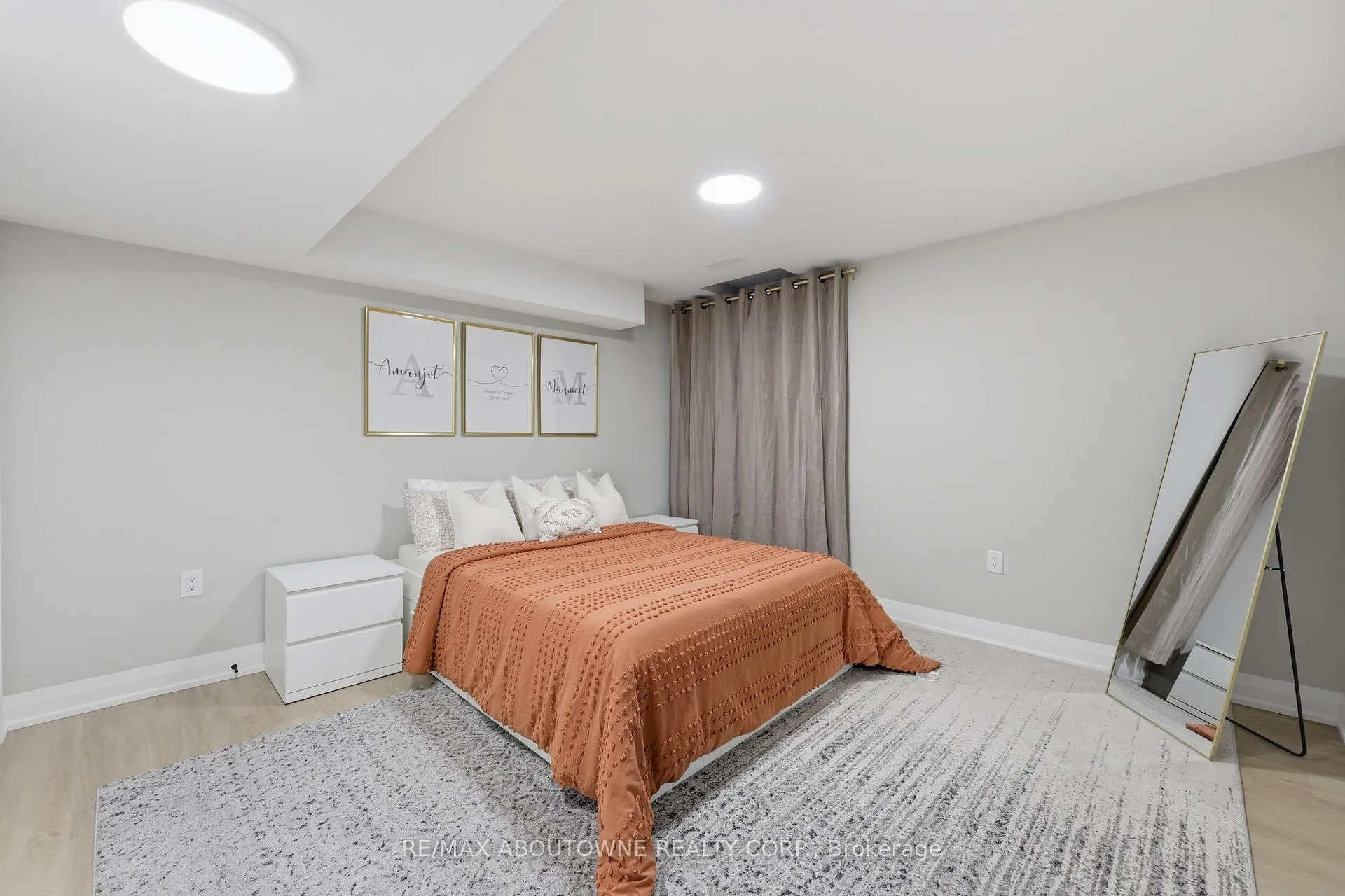 Photo 42 of 2202 Brookhaven Crescent, Oakville, Westmount — HOMEH