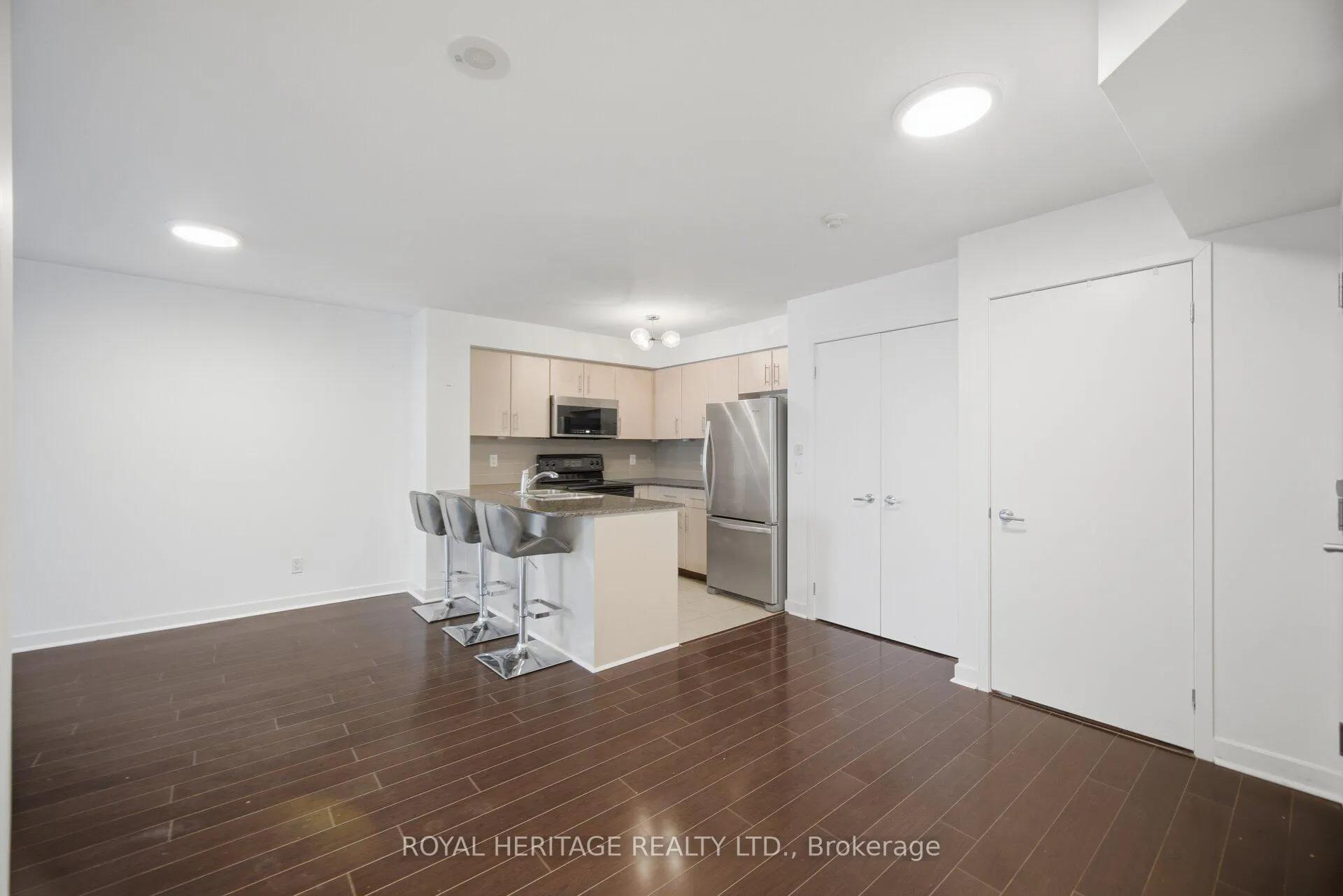 Photo 6 of Unit 611, 12 Yonge Street, Toronto, Waterfront Communities — HOMEH