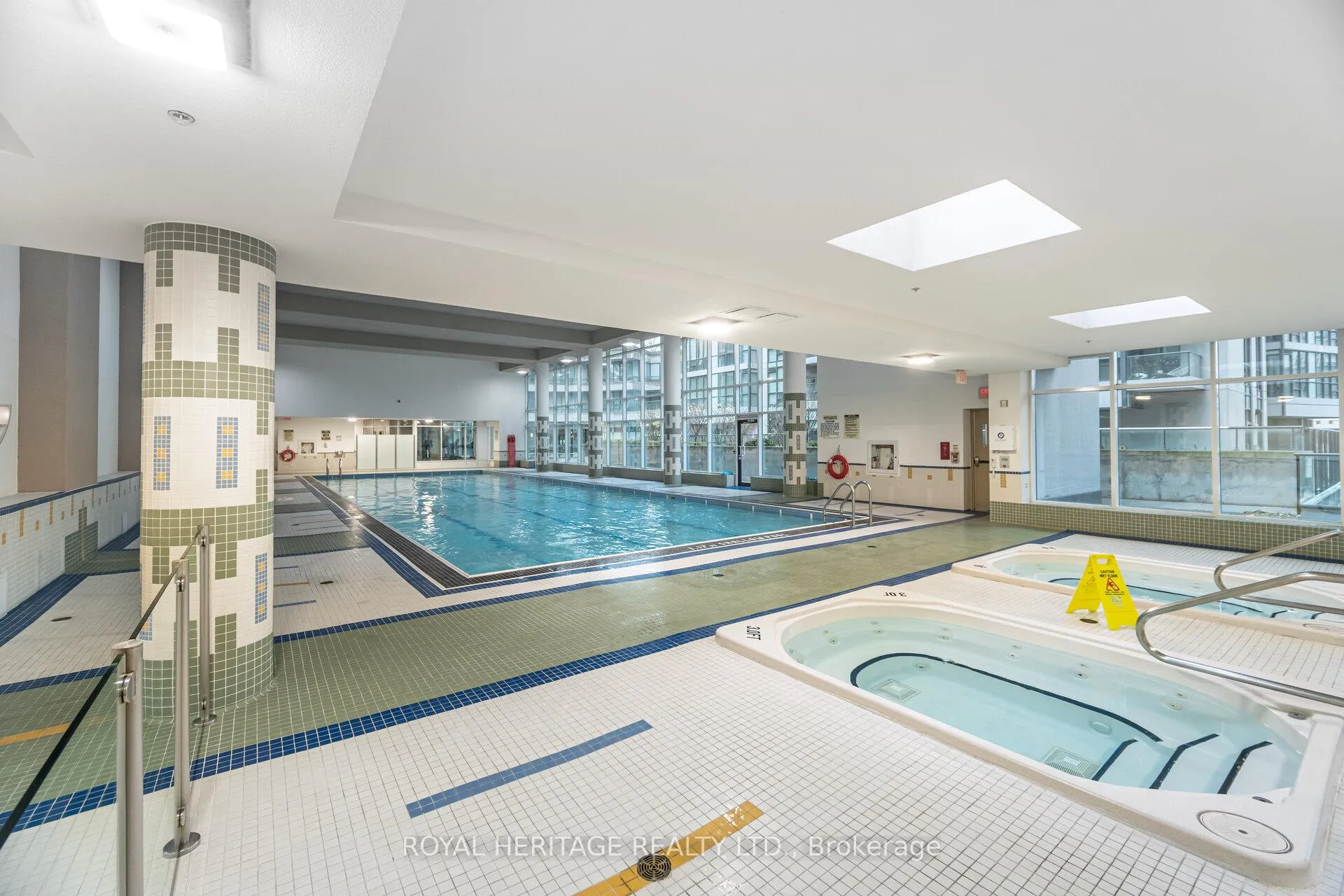 Photo 8 of Unit 611, 12 Yonge Street, Toronto, Waterfront Communities — HOMEH