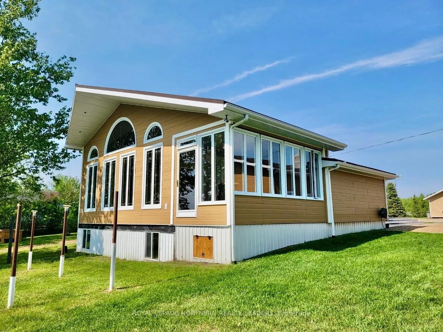 Photo 2 of 727 Lavoie Road, Kapuskasing, Fauquier — HOMEH