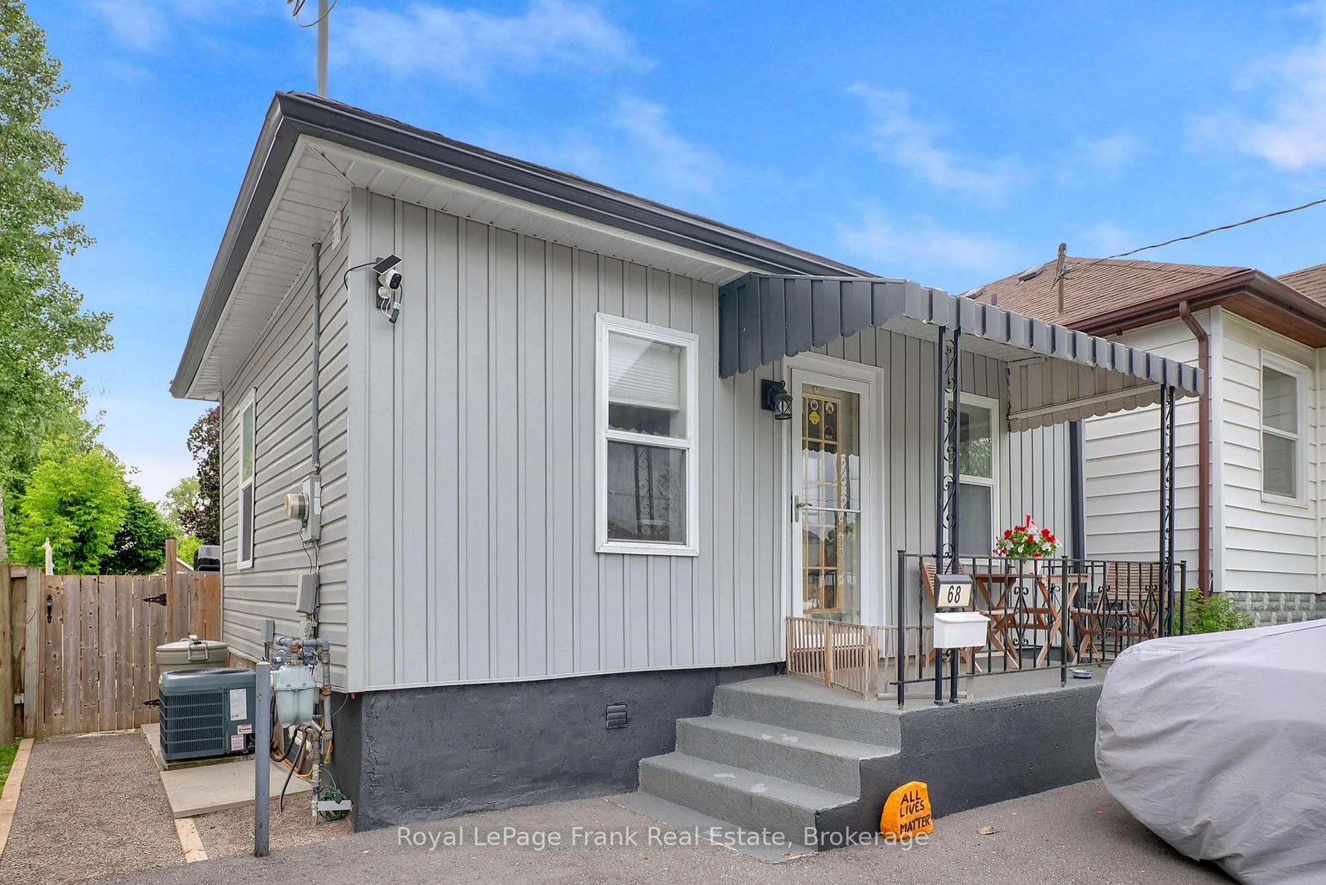Photo 1 of 68 Grenfell Street, Oshawa, Vanier — HOMEH