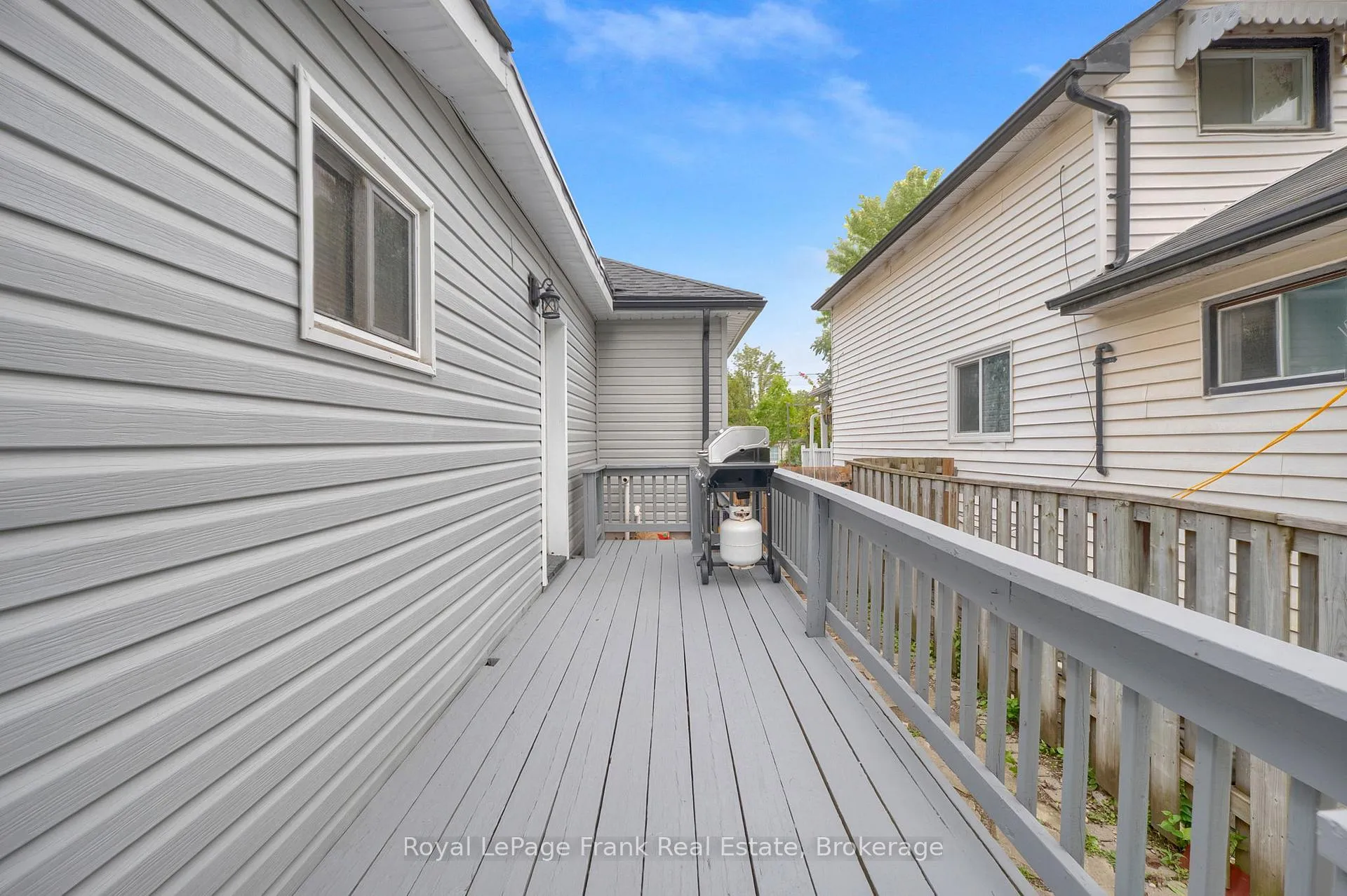 Photo 18 of 68 Grenfell Street, Oshawa, Vanier — HOMEH