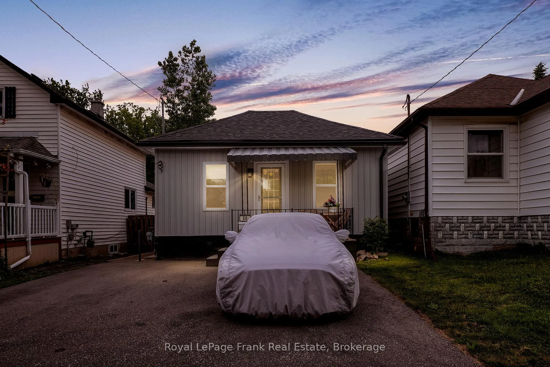 Photo 21 of 68 Grenfell Street, Oshawa, Vanier — HOMEH