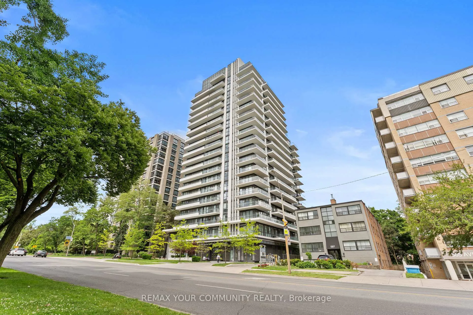 Photo 1 of Unit 201, 609 Avenue Road, Toronto, Yonge-St. Clair — HOMEH