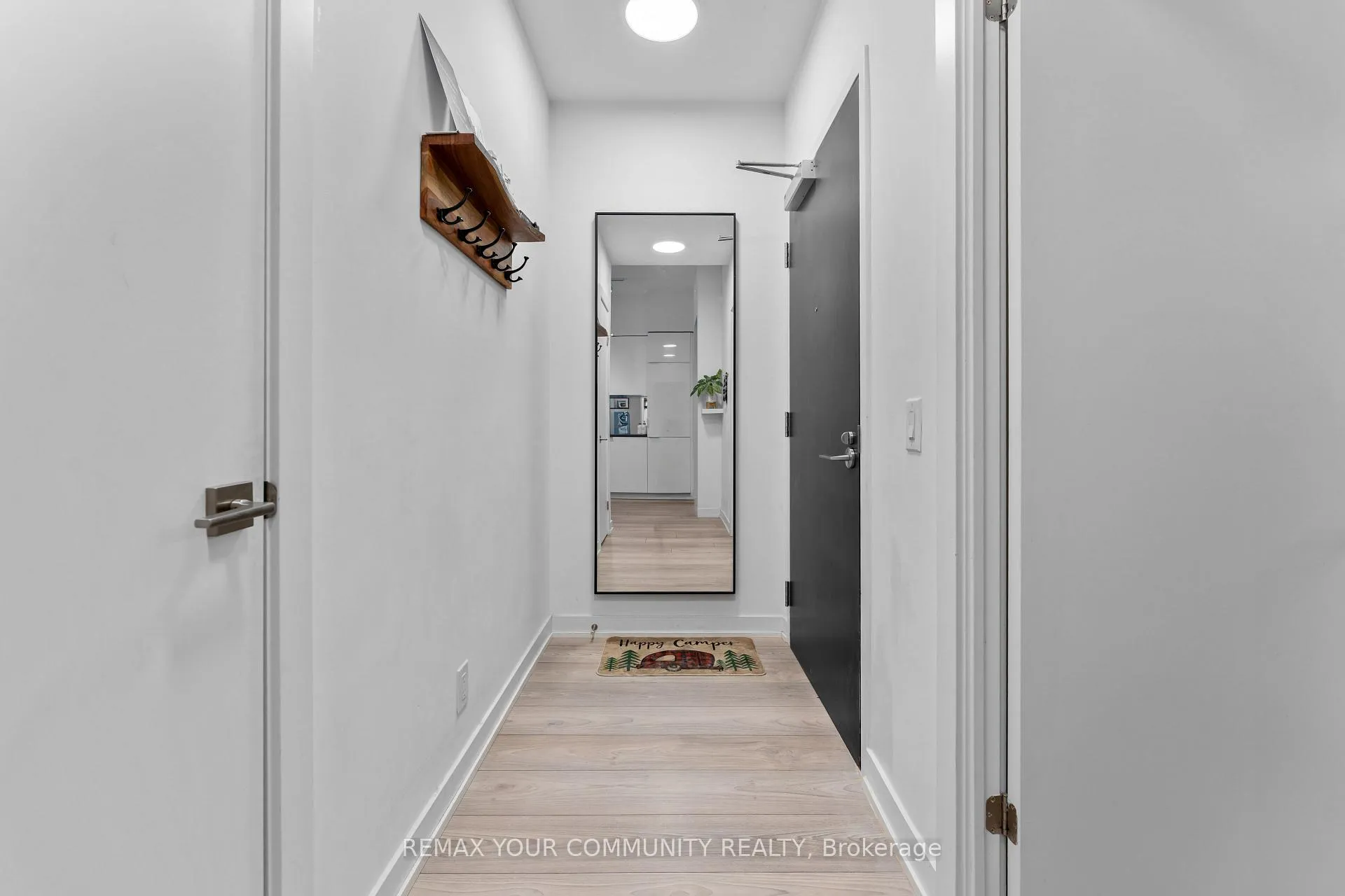 Photo 4 of Unit 201, 609 Avenue Road, Toronto, Yonge-St. Clair — HOMEH