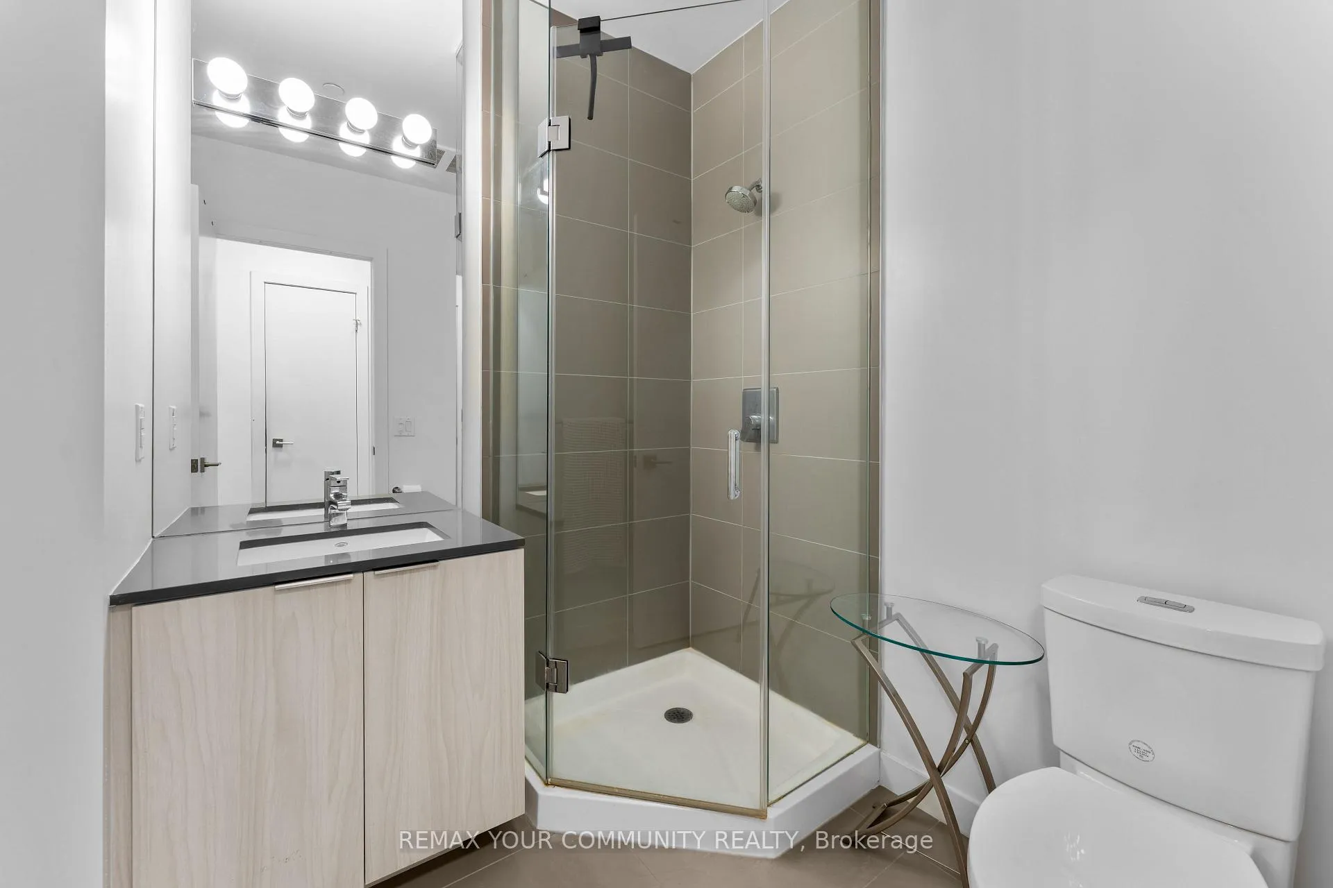 Photo 7 of Unit 201, 609 Avenue Road, Toronto, Yonge-St. Clair — HOMEH