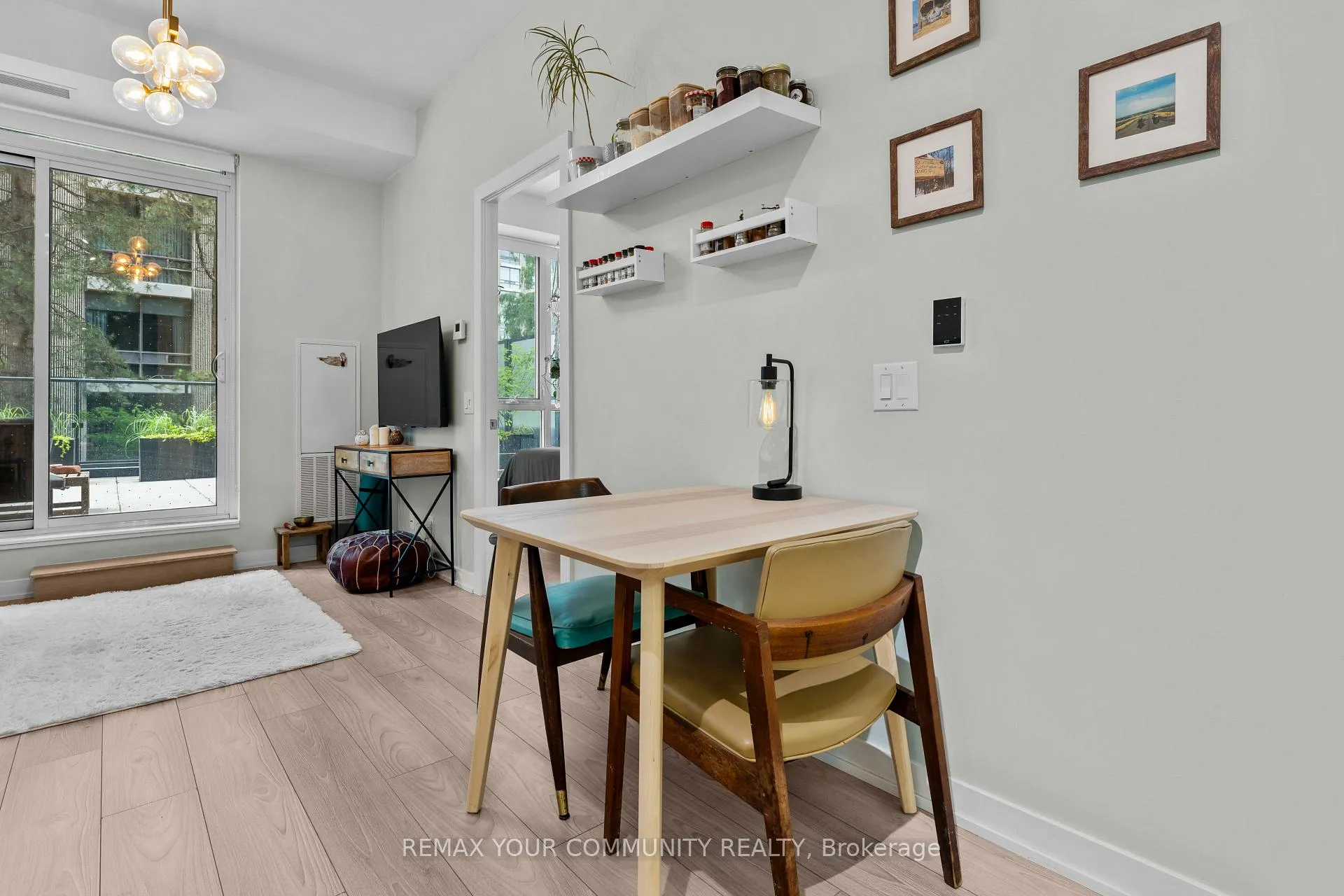 Photo 13 of Unit 201, 609 Avenue Road, Toronto, Yonge-St. Clair — HOMEH