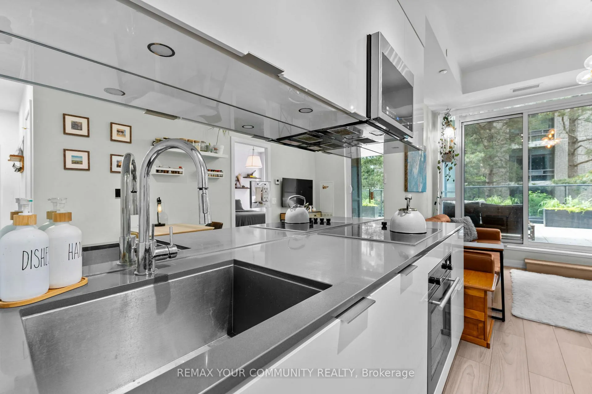 Photo 18 of Unit 201, 609 Avenue Road, Toronto, Yonge-St. Clair — HOMEH