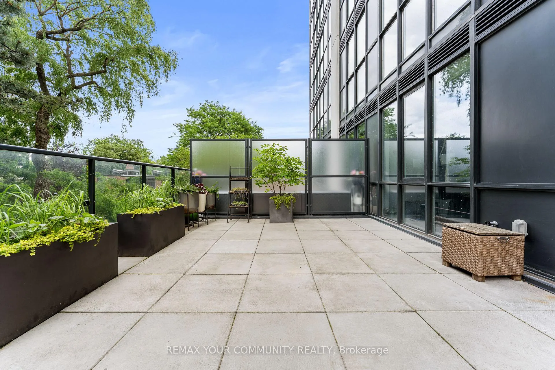 Photo 30 of Unit 201, 609 Avenue Road, Toronto, Yonge-St. Clair — HOMEH