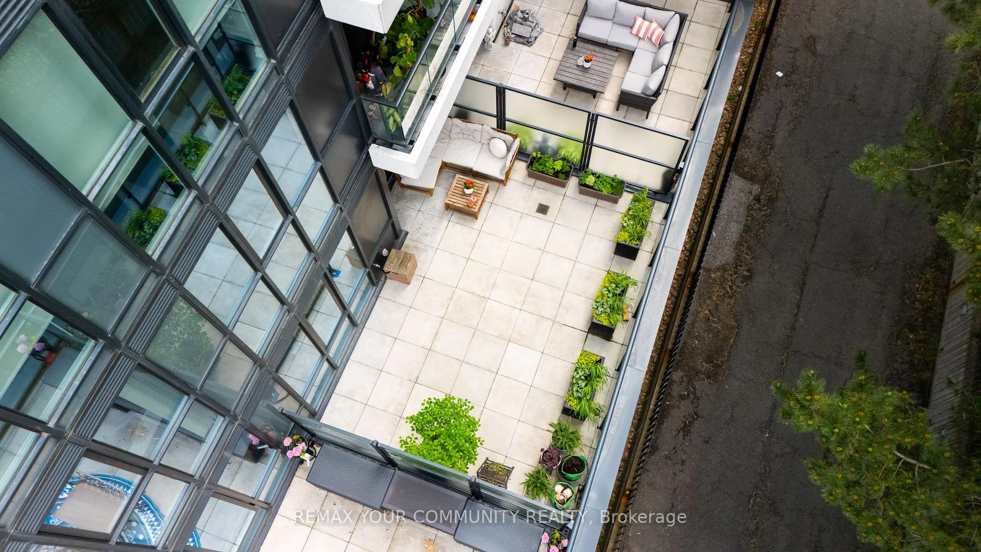 Photo 42 of Unit 201, 609 Avenue Road, Toronto, Yonge-St. Clair — HOMEH