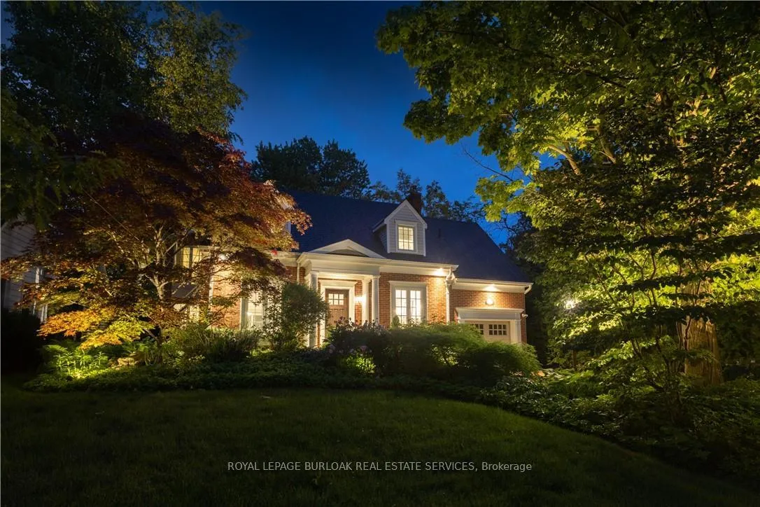 Photo 1 of 339 Smith Avenue, Burlington, Brant — HOMEH