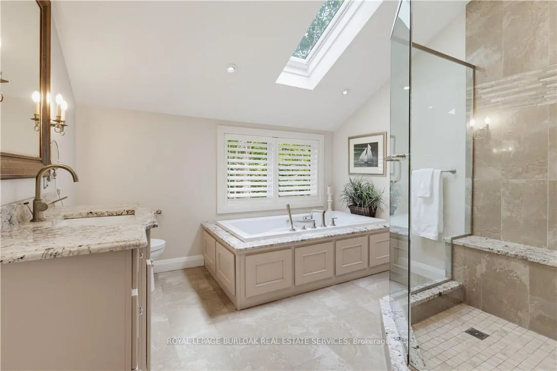 Photo 14 of 339 Smith Avenue, Burlington, Brant — HOMEH