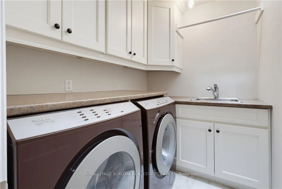 Photo 21 of 339 Smith Avenue, Burlington, Brant — HOMEH