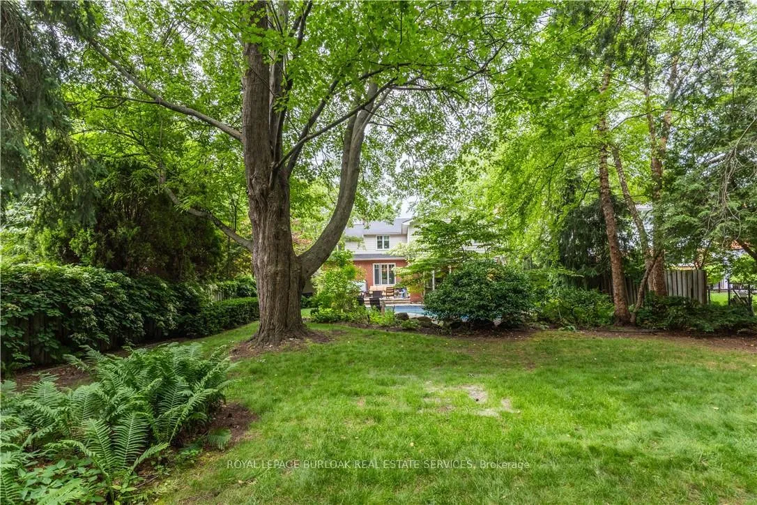 Photo 35 of 339 Smith Avenue, Burlington, Brant — HOMEH