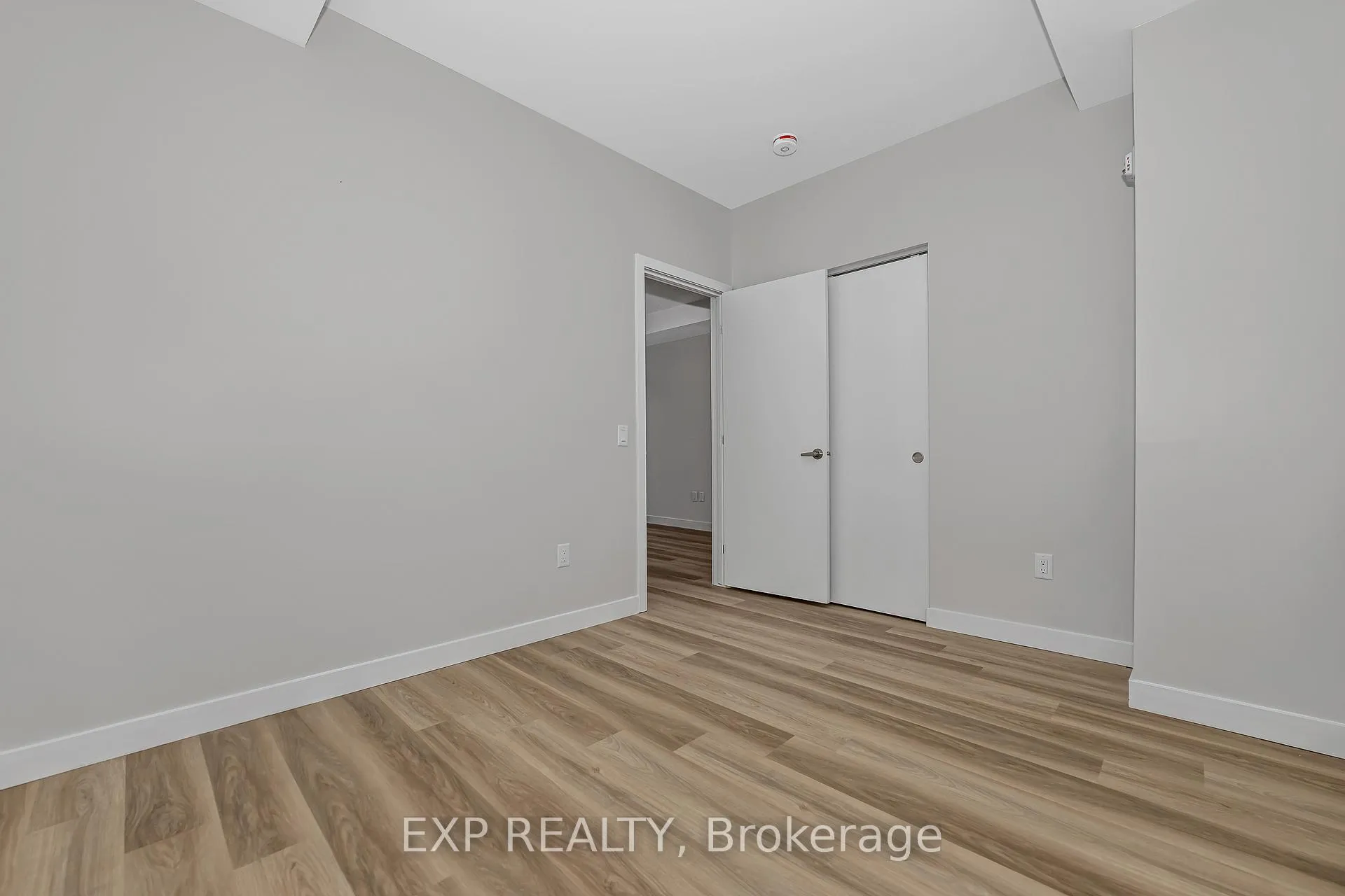 Photo 10 of Unit 203, 211 Armstrong Street, Ottawa, Hintonburg — HOMEH